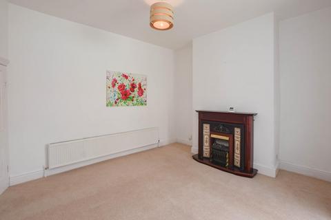 3 bedroom terraced house to rent, Clifton Street, Swinley, Wigan, WN1 2BU