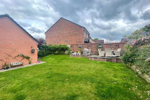 4 bedroom detached house for sale, Mellors Field Close, Sandbach