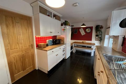 30 Bracken Close, Rode Heath, Stoke-on-trent, ST7 3JA