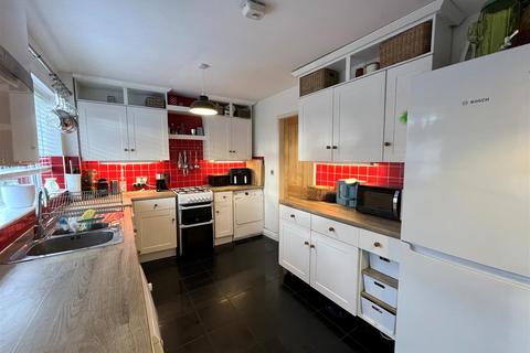 30 Bracken Close, Rode Heath, Stoke-on-trent, ST7 3JA