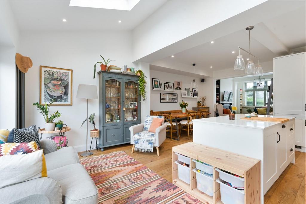 BRIDGEWOOD ROAD, 28.jpg