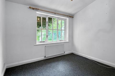 3 Cambridge Road, Girton, Cambridge, CB3 0PN