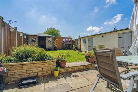 4 bedroom house for sale, Claymores, Stevenage SG1