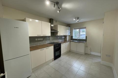 2 bedroom house to rent, York Road, Ely CB6