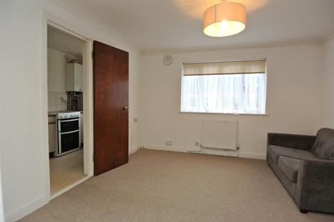 1 bedroom apartment for sale, Tawny Close, Feltham TW13