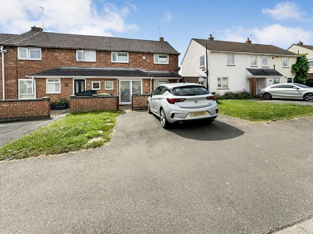 Willow Brook Road, Corby NN17 3 bed end of terrace house for sale £220,000