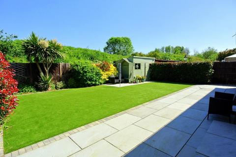 3 bedroom detached bungalow for sale, Ashgrove Road, Ashford TW15