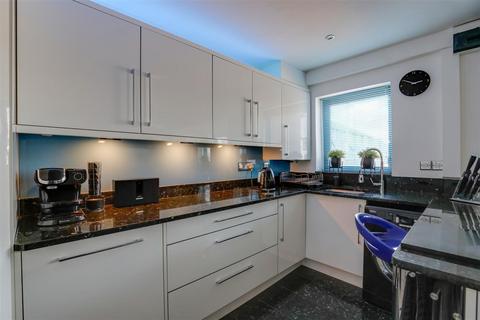 4 bedroom townhouse for sale, 14 Plas St. Andresse, Penarth, CF64 1BW
