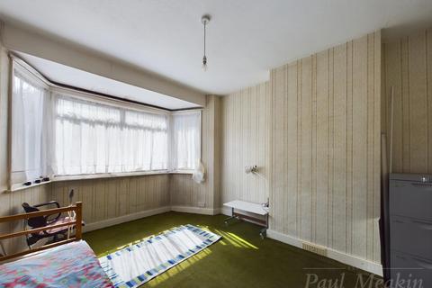 17 Lower Barn Road, Purley, CR8 1HY