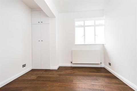 1 bedroom apartment to rent, Harrow Lodge, St John's Wood NW8