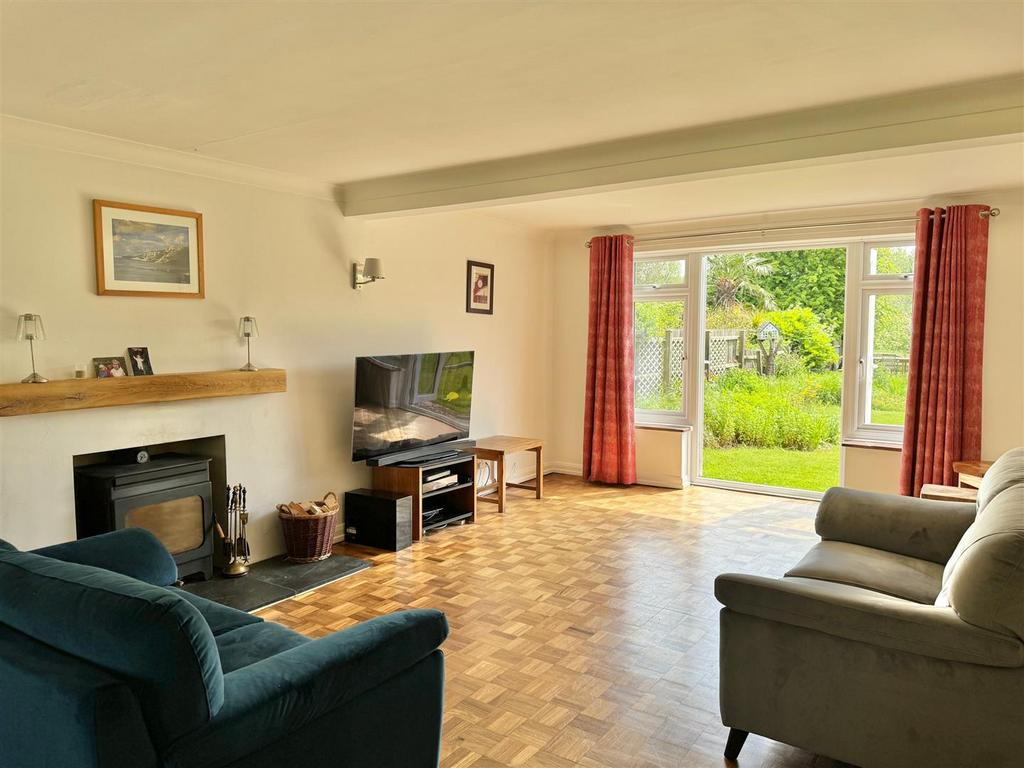 Lounge open doors.jpg