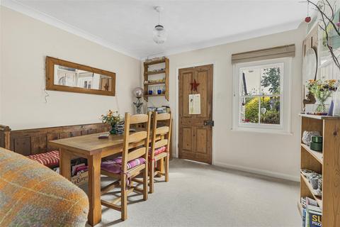 3 Back Road, Linton, Cambridge, CB21 4LG