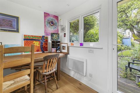 3 Back Road, Linton, Cambridge, CB21 4LG