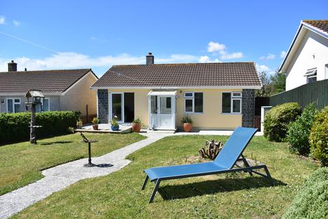 2 bedroom bungalow for sale, East Park, Redruth, Cornwall, TR15