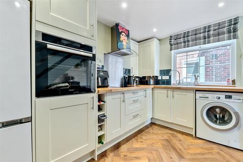 2 bedroom house for sale, Tooley Street, High Street, Henfield