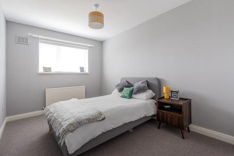 1 Bardsey Crescent, Llanishen, Cardiff, CF14 5JZ