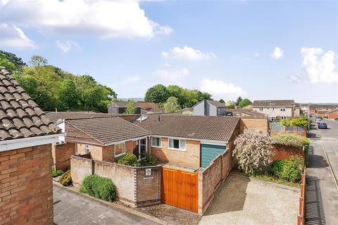 2 bedroom bungalow for sale, Barn Meads Road, Wellington