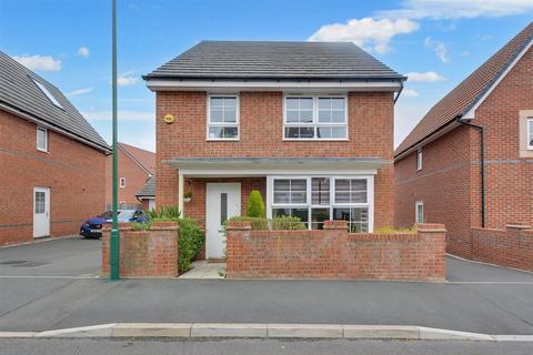 4 bedroom detached house for sale, Lynncroft Street, Nottingham