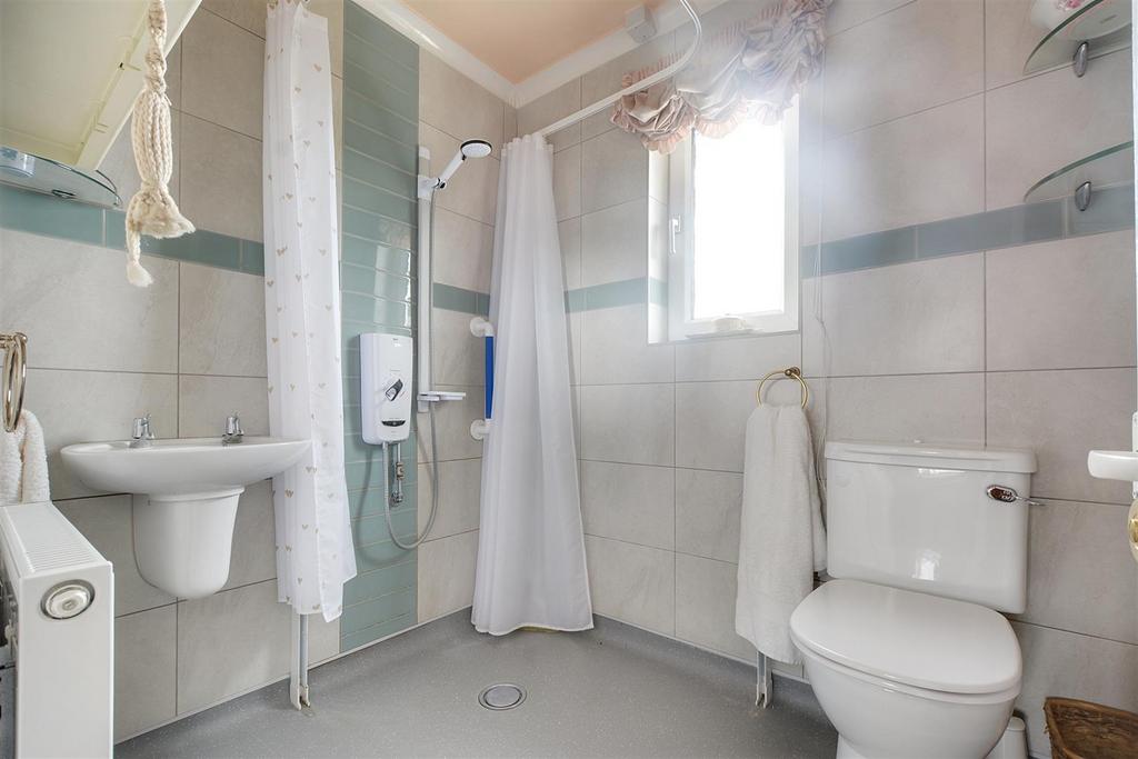 Bathroom.jpeg
