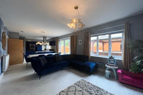 5 bedroom detached house for sale, Silvermede Road, Wynyard, Billingham