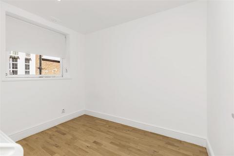 1 bedroom flat for sale, Hollycroft Avenue, Hampstead NW3