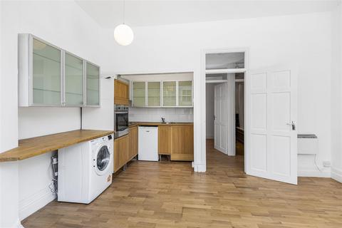1 bedroom flat for sale, Hollycroft Avenue, Hampstead NW3