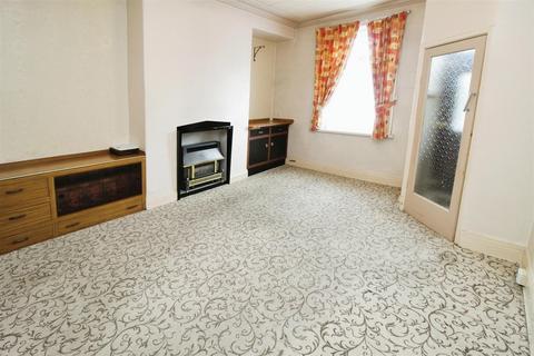 2 bedroom terraced house for sale, Old Road, Bradford BD7