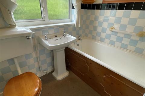 6 Crowther Road, Wolverhampton, WV6 0JA