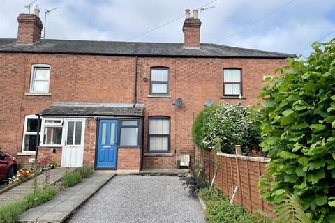 3 bedroom terraced house to rent, Camp Road, Ross-On-Wye HR9