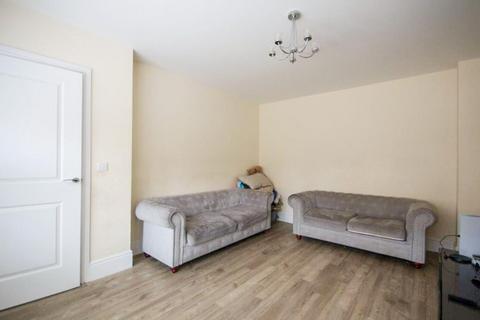 5 Ayres Drive, Hauxton, Cambridge, CB22 5FR