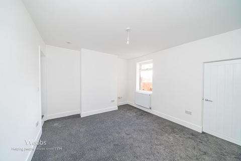 3 bedroom end of terrace house to rent, West Hill Avenue, Cannock WS12