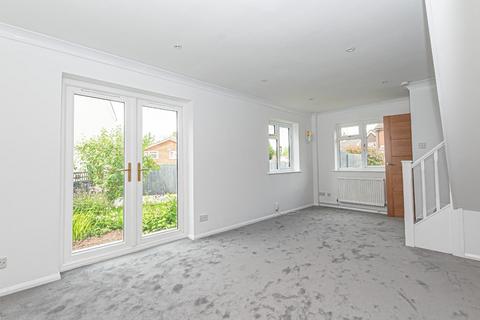 3 bedroom detached house for sale, Longfield Road, Tring