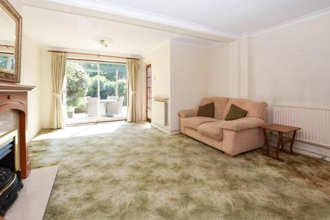 3 bedroom end of terrace house for sale, Bury Green Road, West Cheshunt EN7