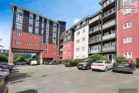 3 bedroom apartment for sale, Lower Southend Road, Wickford