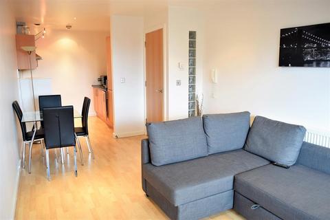 1 bedroom flat to rent, Balmoral Place, Brewery Wharf, Leeds