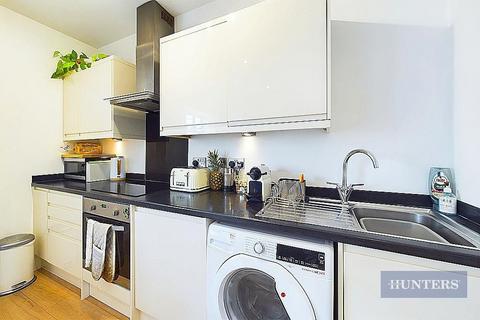 1 bedroom flat for sale, Hampton House, Southampton, SO14 1AZ