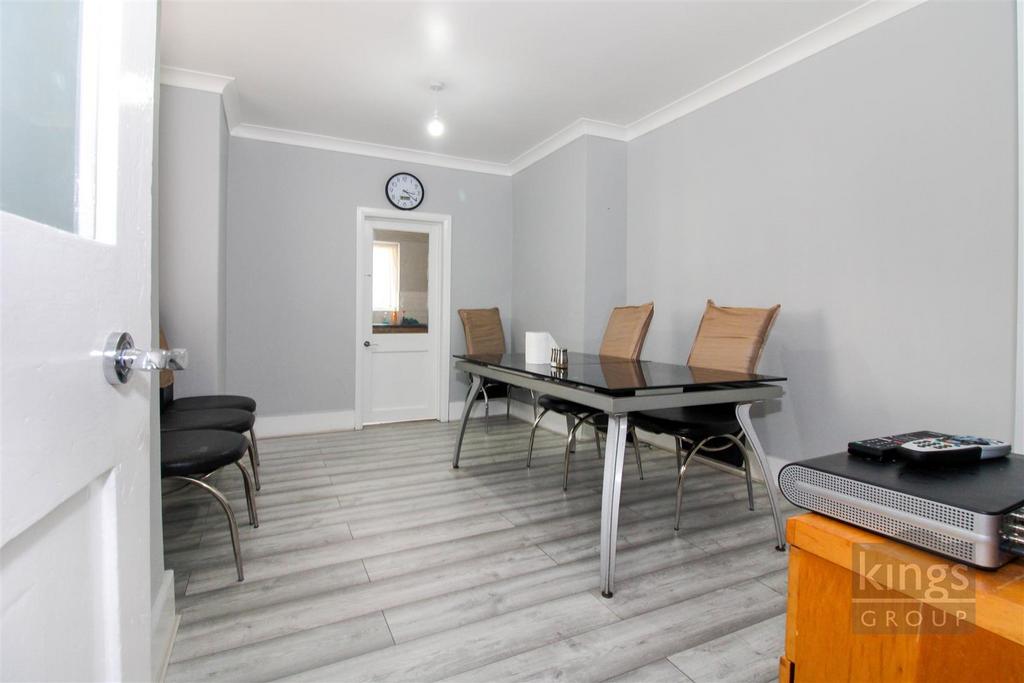 Dining Room.jpg