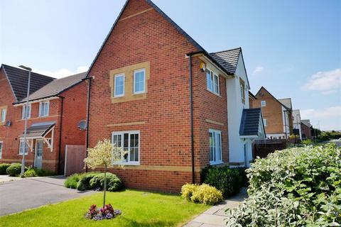 3 bedroom detached house for sale, Tornado Close, Calne