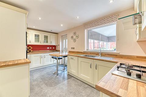 4 bedroom detached house for sale, Wharfdale Close, Great Sankey, Warrington