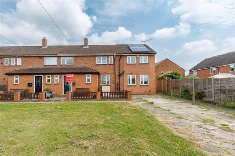 4 bedroom semi-detached house for sale, Beamish Close, North Weald