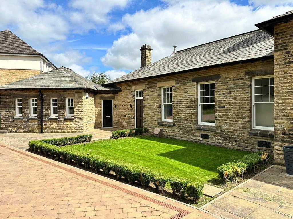 Menston Drive, Menston 3 bed bungalow to rent £2,300 pcm (£531 pw)