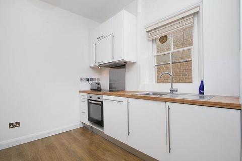 1 bedroom flat to rent, Buckland Crescent, London, NW3 5DX