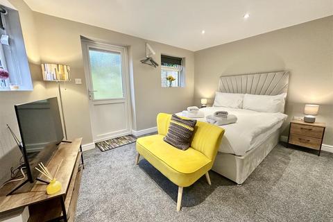 1 bedroom bungalow to rent, High Street, Stillington, York