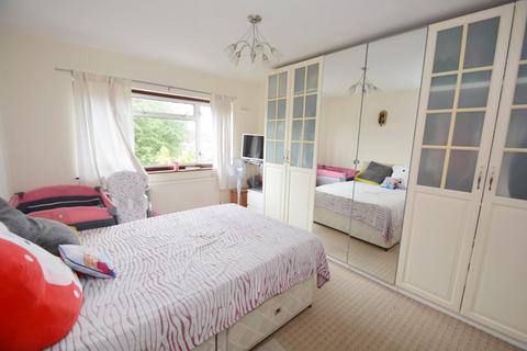 2 bedroom maisonette for sale, Shaftesbury Avenue, South Harrow, HA2 0AN