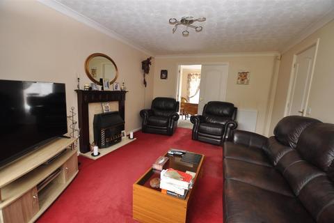 4 bedroom detached house for sale, Hilton Close, Swadlincote DE11