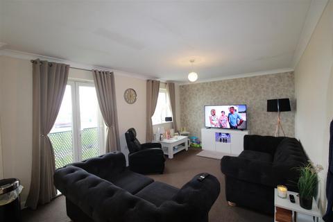 2 bedroom apartment for sale, Oberon Way, Blyth, Northumberland