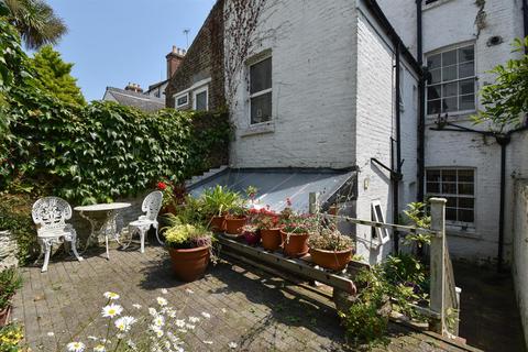 3 bedroom terraced house for sale, Mann Street, Hastings