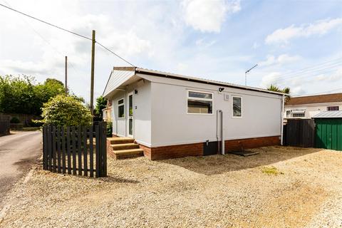 2 bedroom mobile home for sale, Ladycroft Park, Blewbury