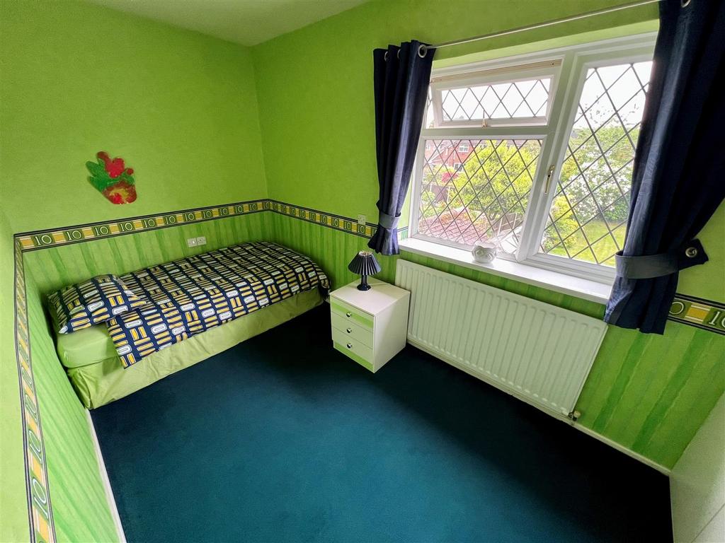 PA62 Bed3.jpg