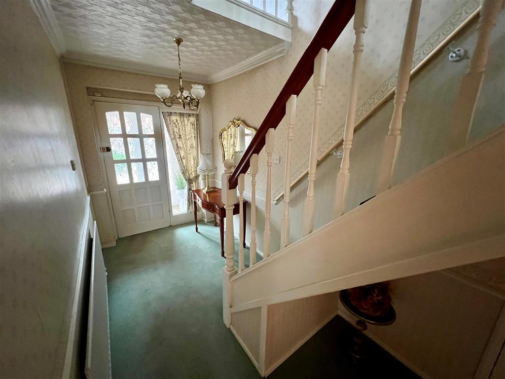 PA62 Hallway.jpg